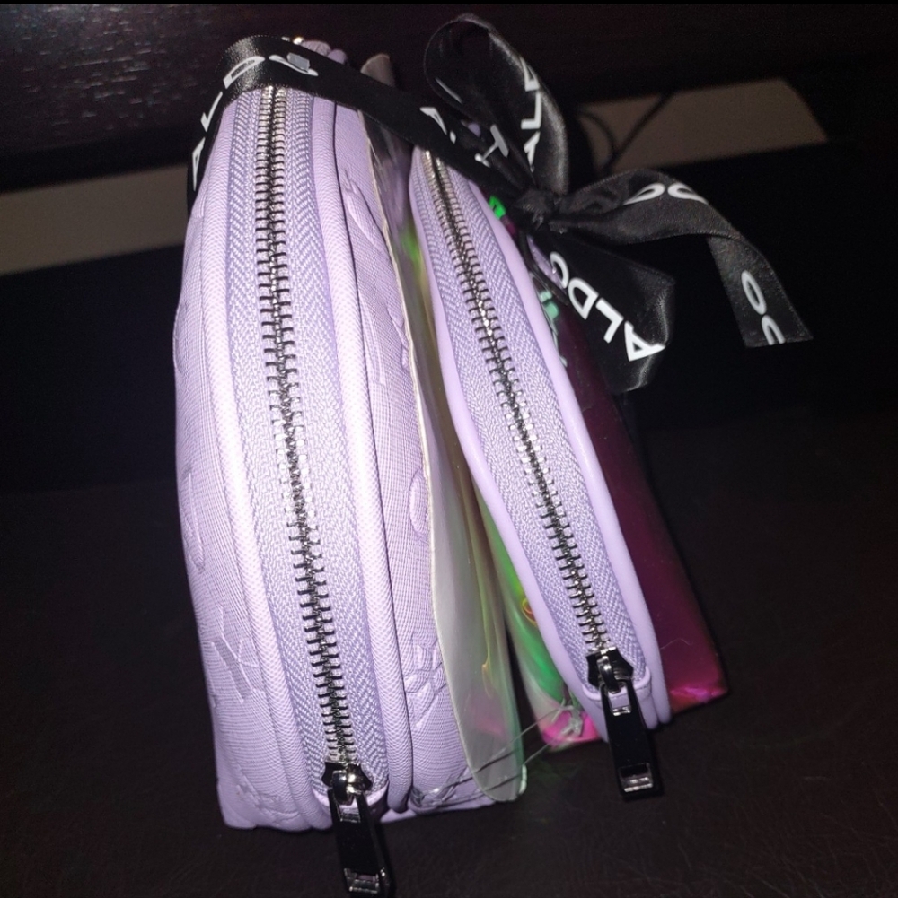 ALDO Iridescent Teal and Lavendar Cosmetic Bag Duo - Picture 4 of 4